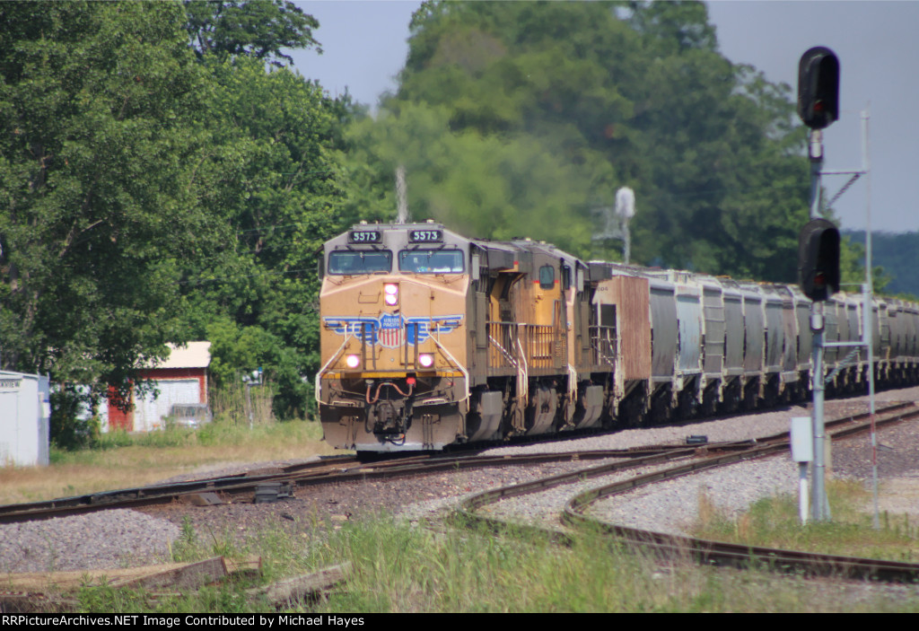 UP Grain Train at Rockview MO